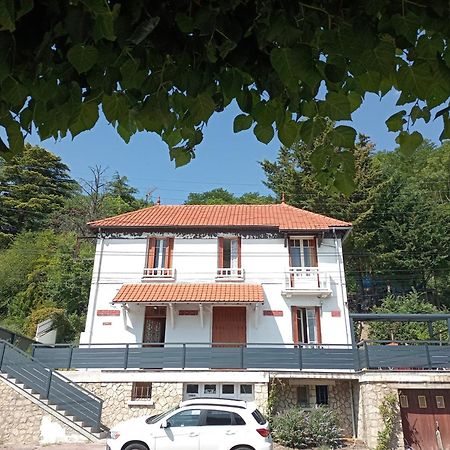 Villula Bed & Breakfast Gien Dış mekan fotoğraf